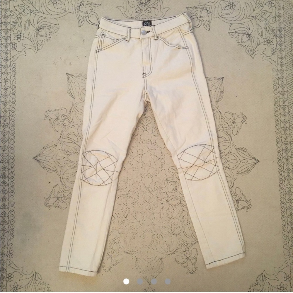 BDG White Denim Skinny Jeans With Cool Stitching
